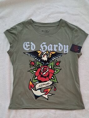 ED HARDY FITTED TEE Eagle/Rose/Anchor Front Design On Army Green Tee, Size XL